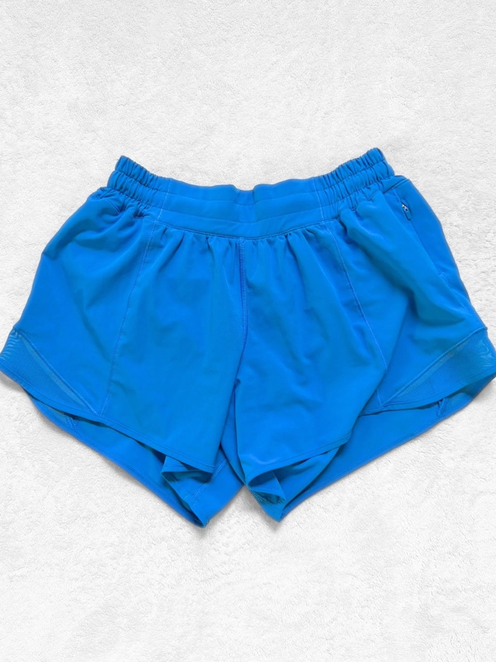 Lululemon Hotty Hot Low-Rise Short 4” – Poolside – Size 6